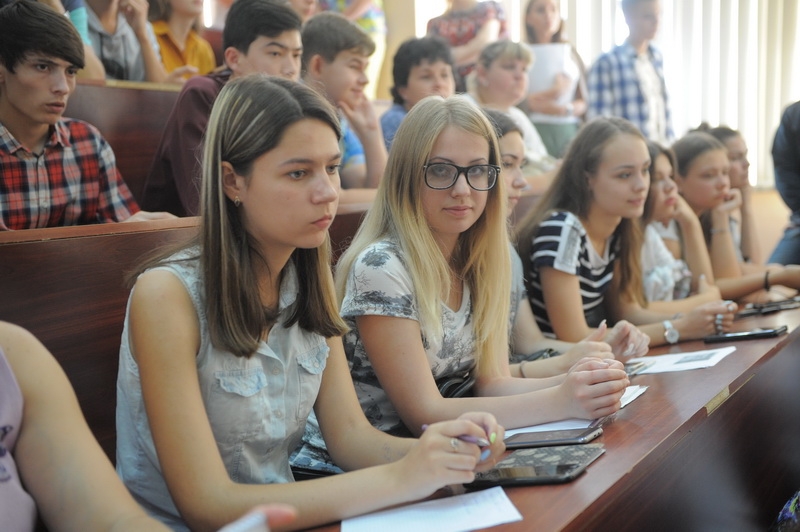 Когда в душе живёт желание помогать людям  