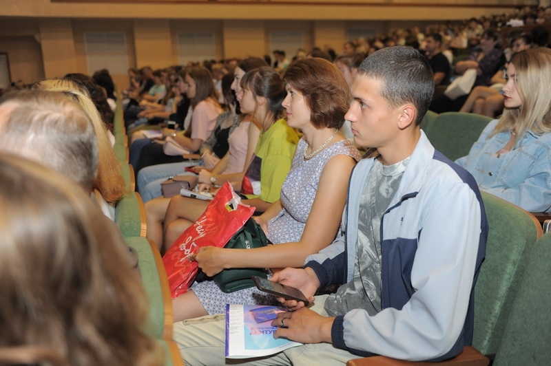 Зачислены де-юре и де-факто!