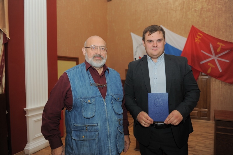 Аспирант означает «стремящийся»