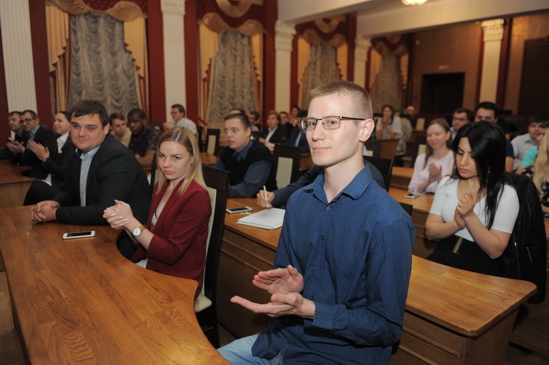 Аспирант означает «стремящийся»