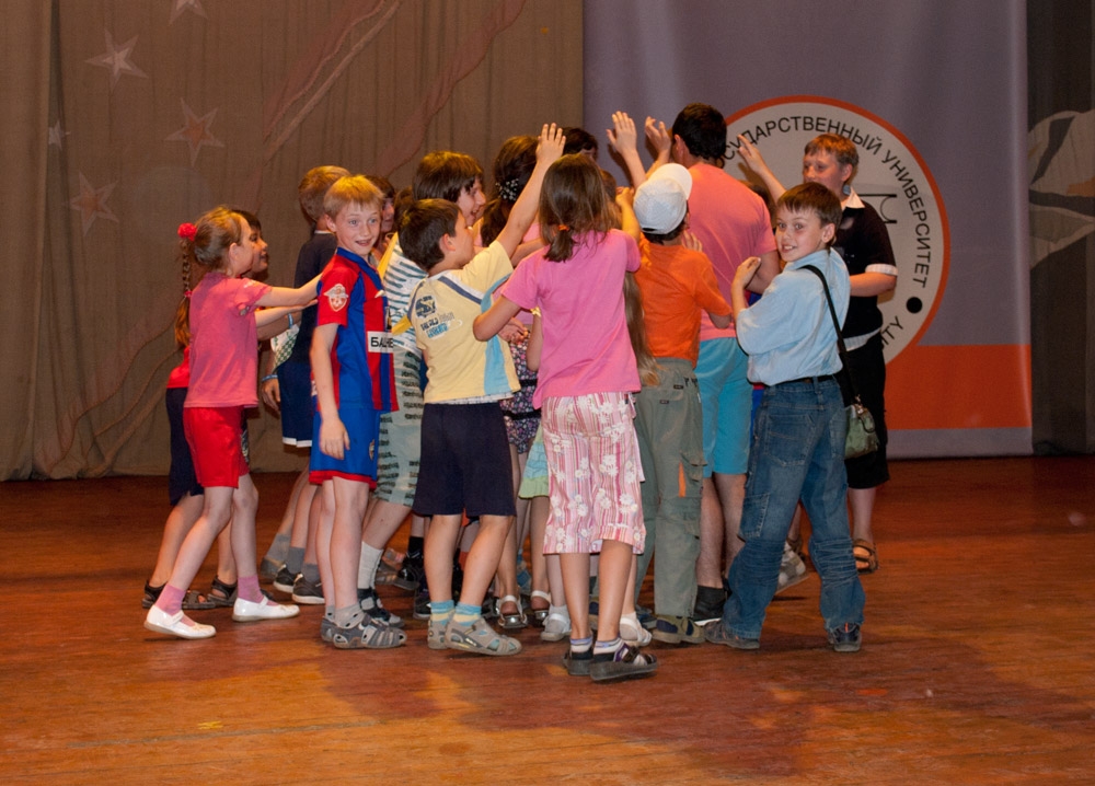 Магия детства, которое уходит, но остается в душе