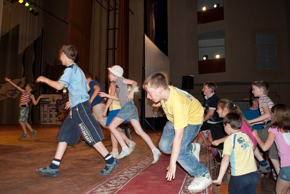 Магия детства, которое уходит, но остается в душе