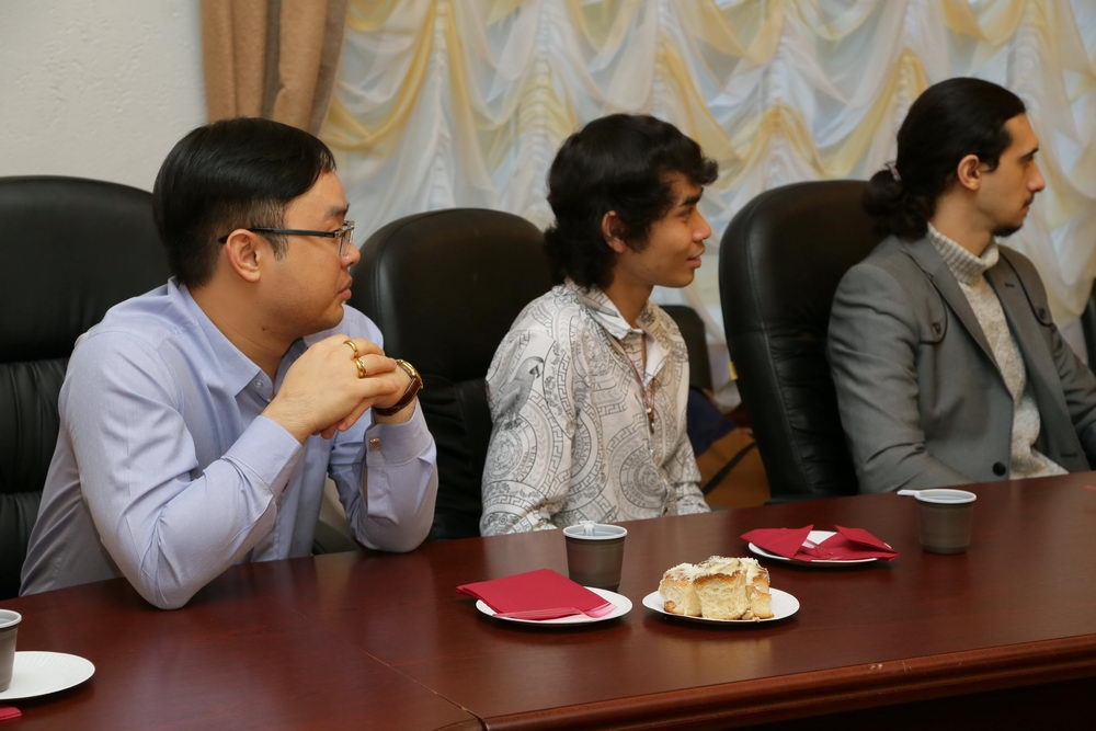 Чай с ароматом дружбы и взаимопонимания