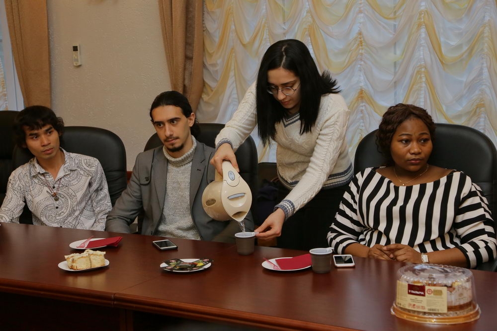 Чай с ароматом дружбы и взаимопонимания