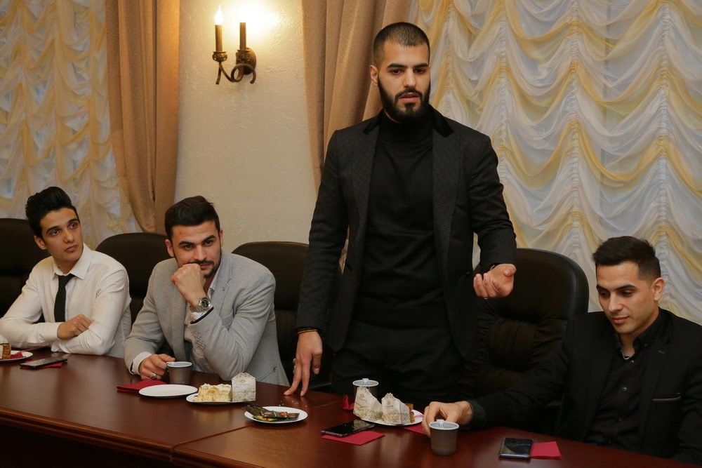 Чай с ароматом дружбы и взаимопонимания