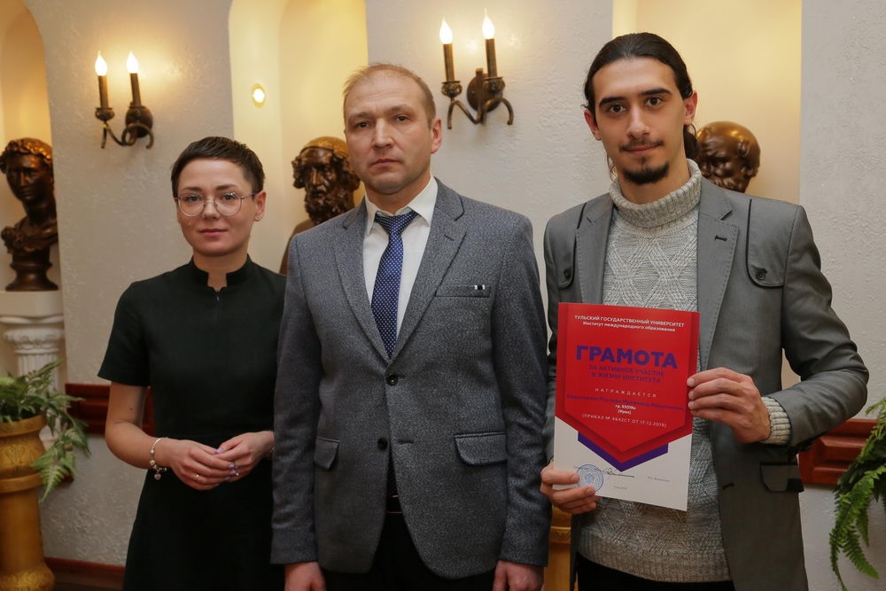 Чай с ароматом дружбы и взаимопонимания