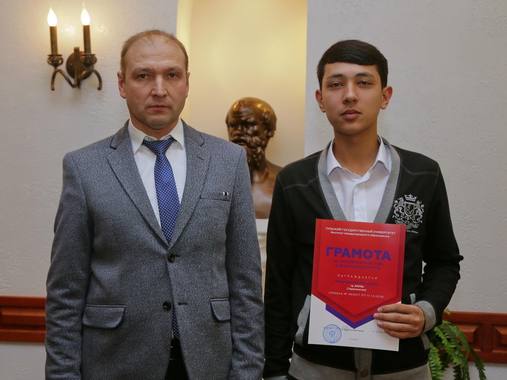 Чай с ароматом дружбы и взаимопонимания