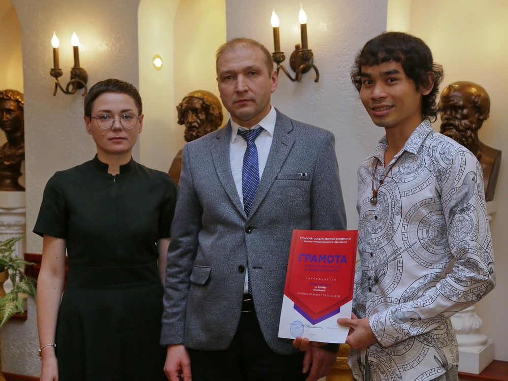 Чай с ароматом дружбы и взаимопонимания