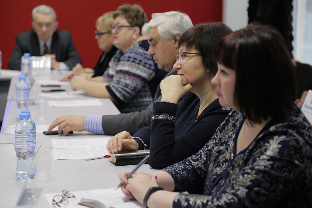 Образовательному процессу — модернизация. Выпускникам — трудоустройство. 