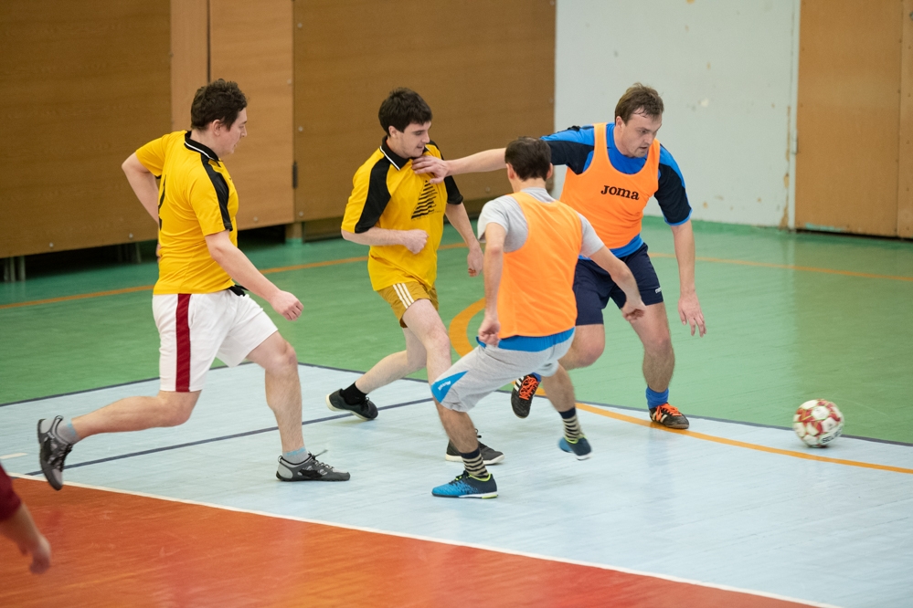  Мини-футбол дуэтом