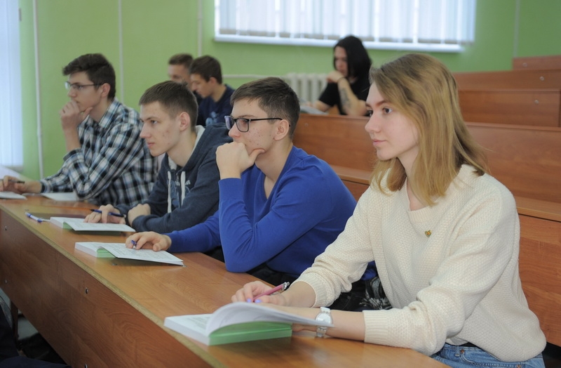 Старшеклассники, готовьтесь к экзамену по физике в ТулГУ!     