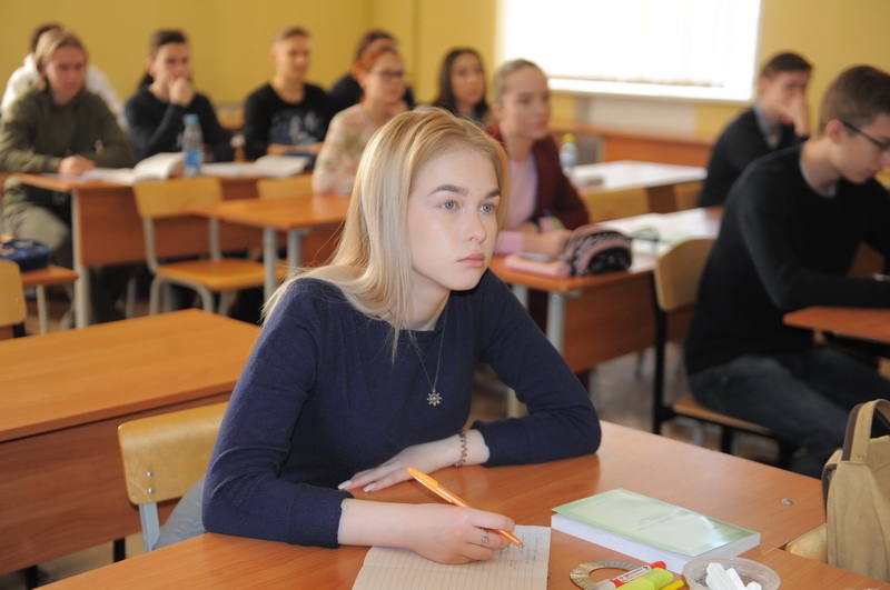 Старшеклассники, готовьтесь к экзамену по физике в ТулГУ!     