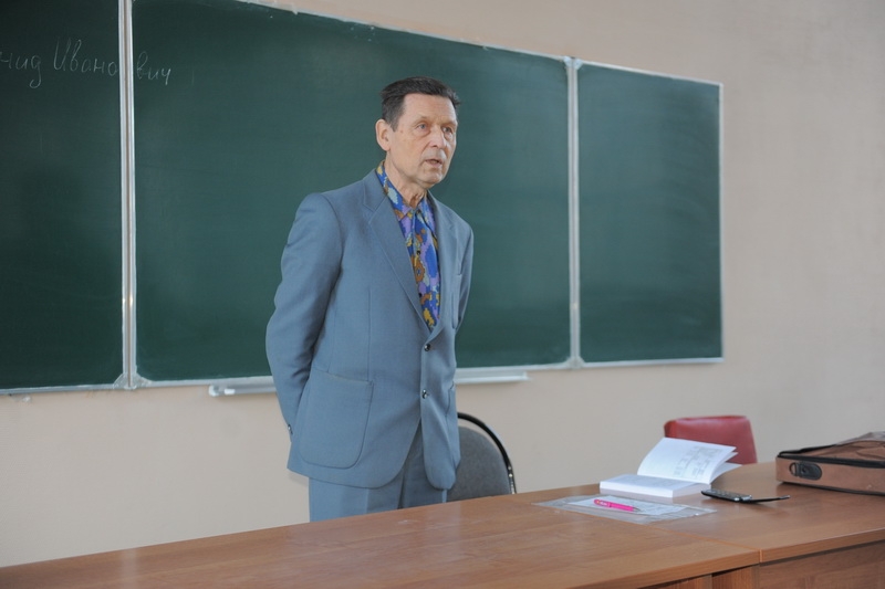 Старшеклассники, готовьтесь к экзамену по физике в ТулГУ!     