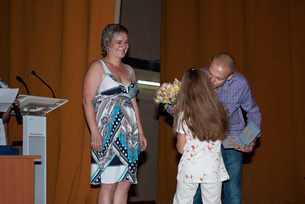 Расставание редко бывает без слез...