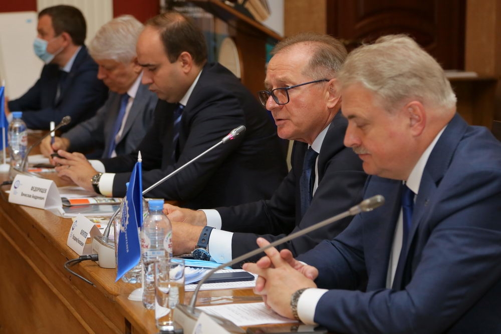 О «цифре» в образовании и промышленности