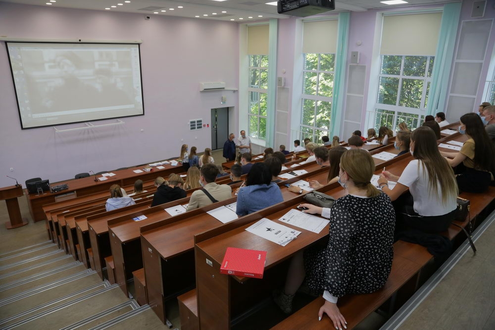 Сохранить истории немеркнущую память!