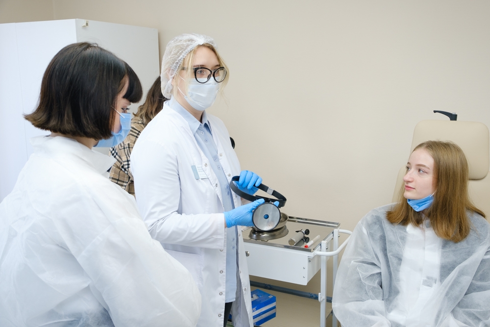  Быть готовыми помогать людям