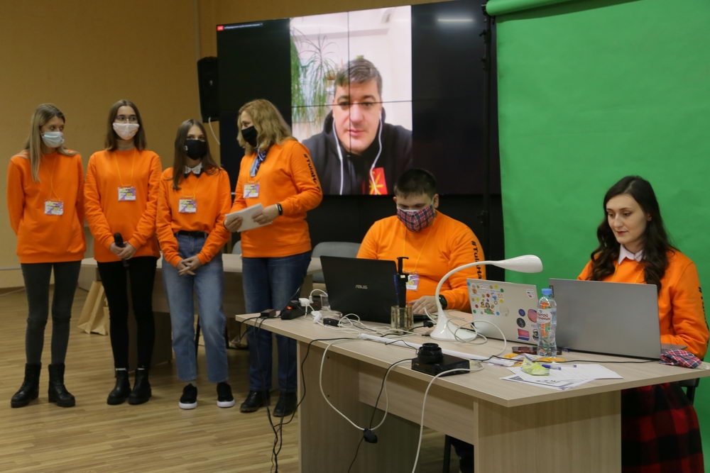 Накодили и хакнули