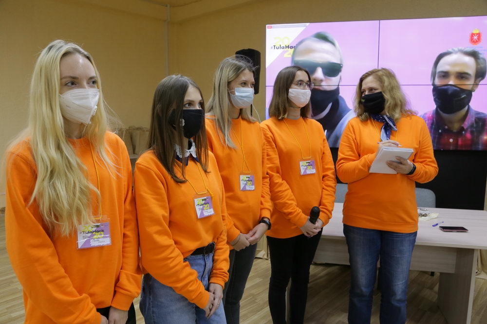 Накодили и хакнули