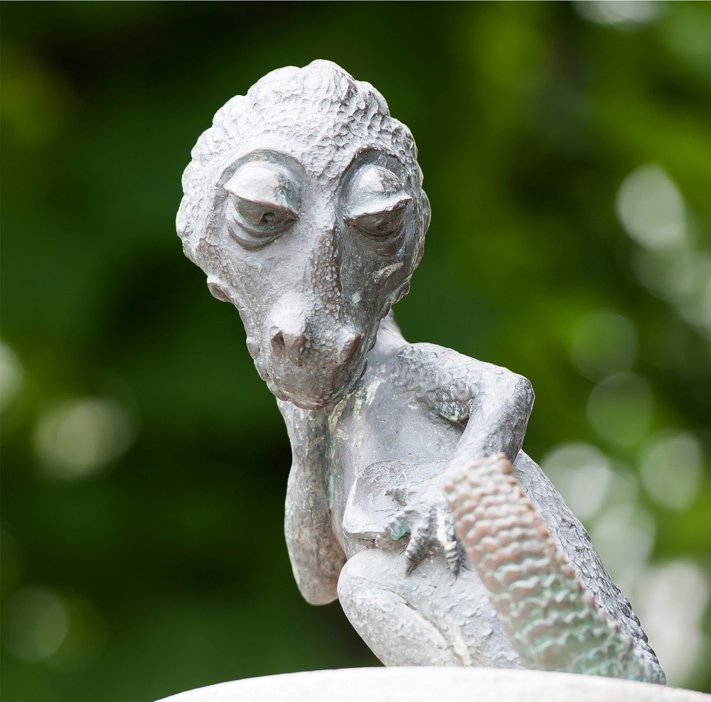 Хвост ТулГУ в топ-100 самых необычных памятников России