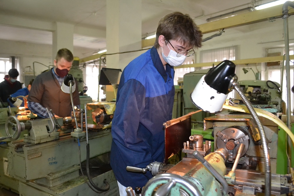 Скребок и втулка как результаты экзамена