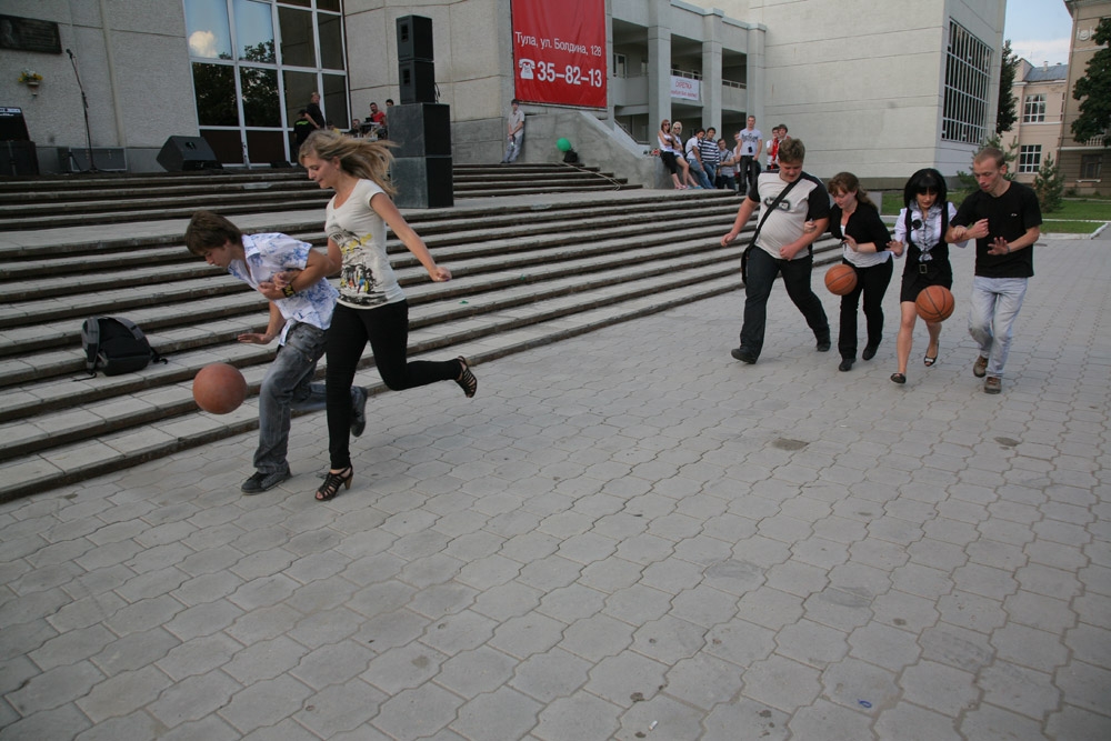 Перваки зажигают! И не только они