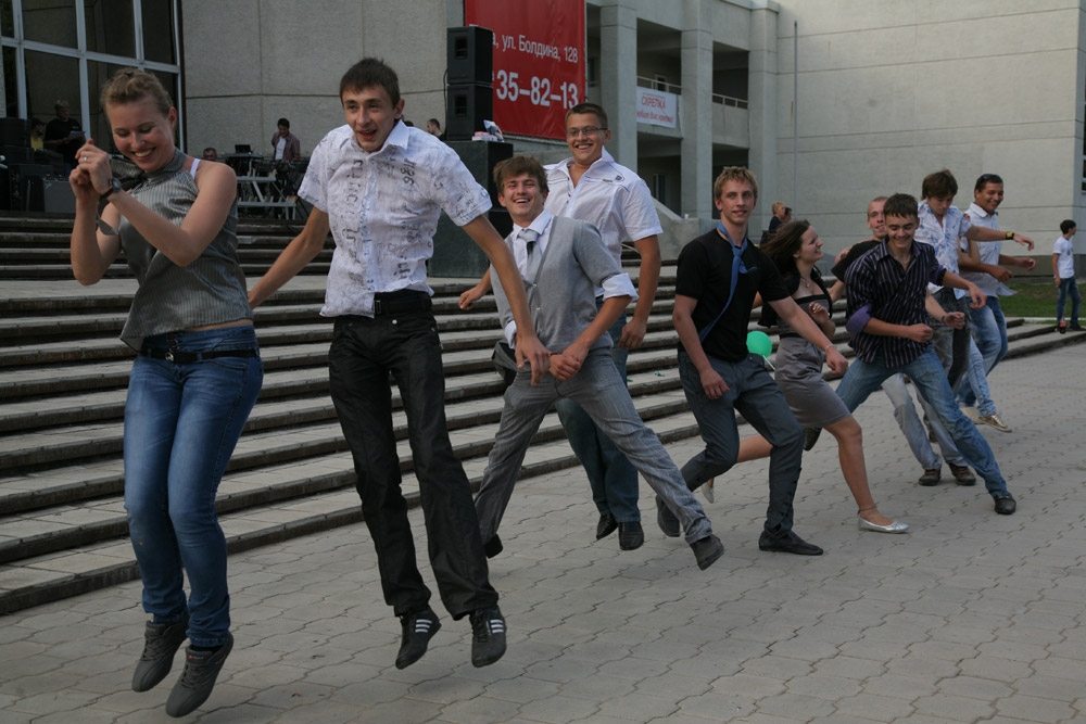 Перваки зажигают! И не только они