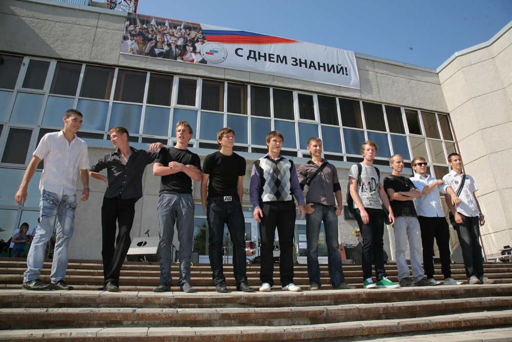 Перваки зажигают! И не только они