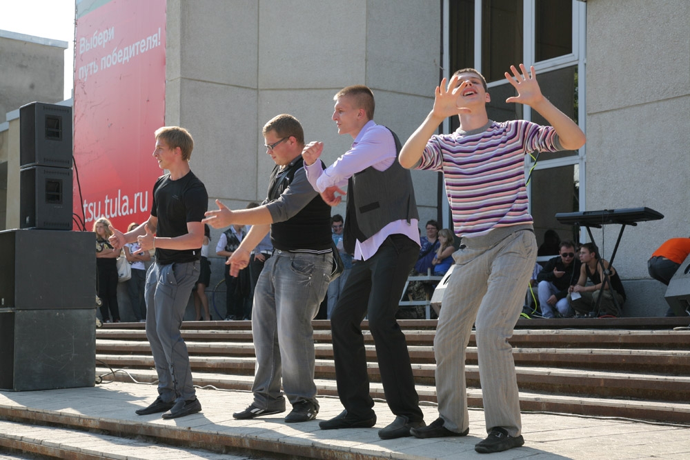 Перваки зажигают! И не только они