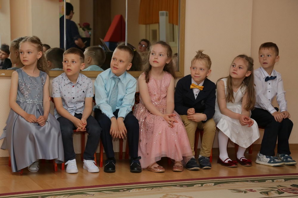 Жалко расставаться с любимым детским садом          