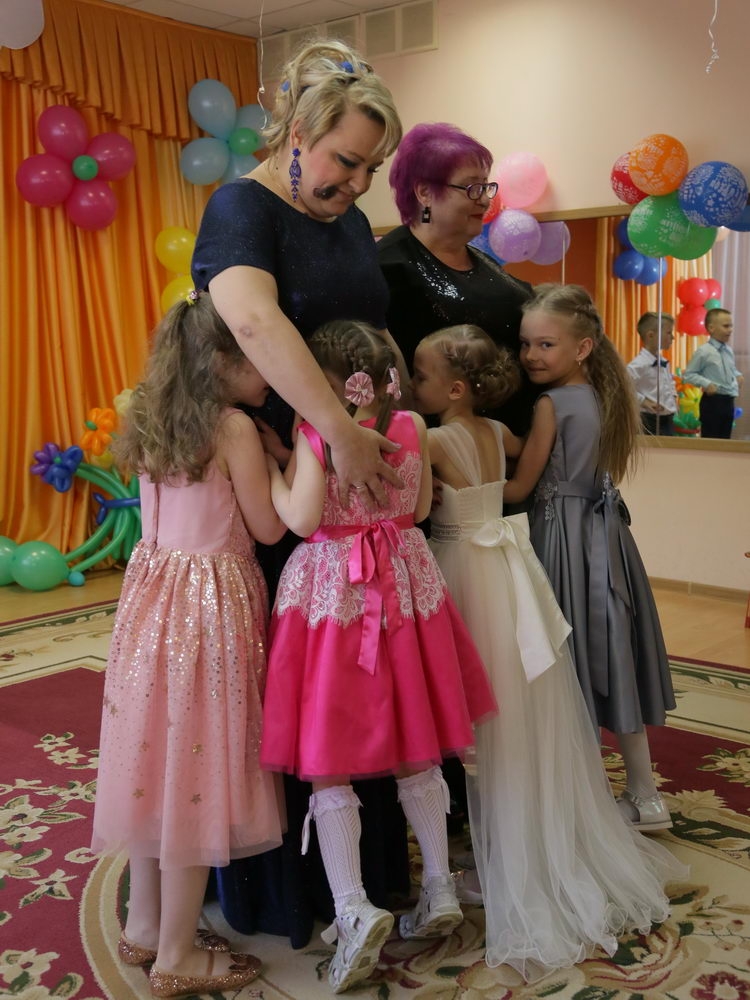 Жалко расставаться с любимым детским садом          