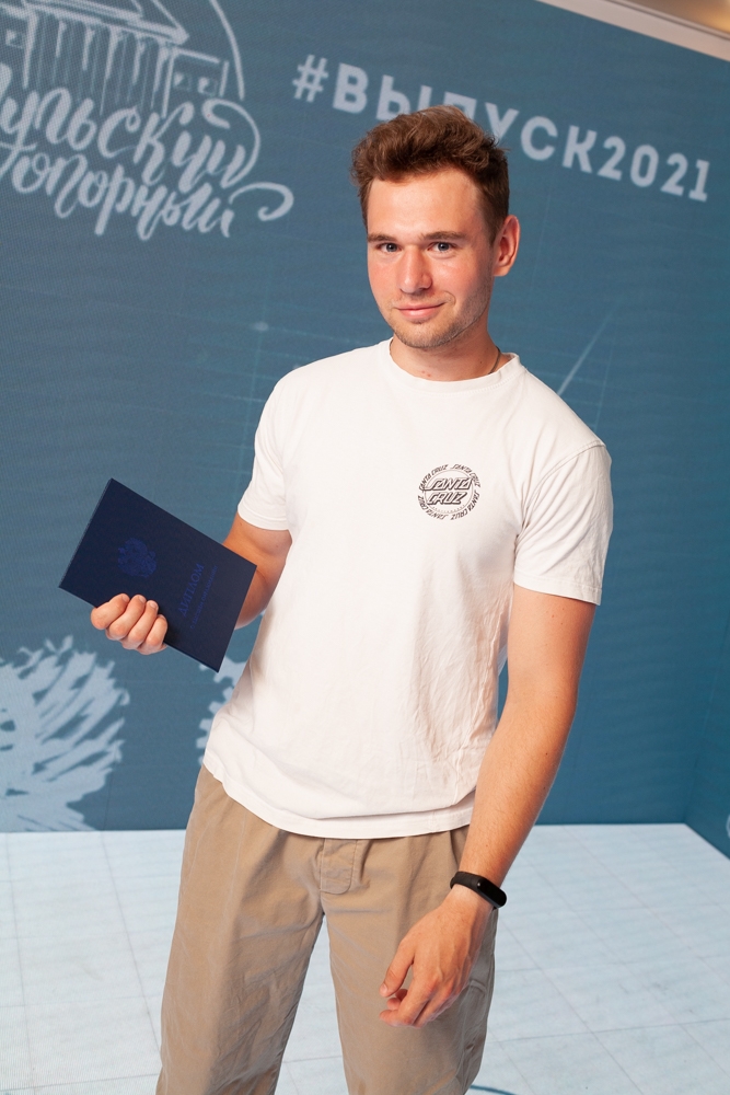 Как ПТИнцы из гнезда