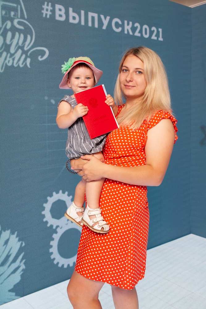 Как ПТИнцы из гнезда