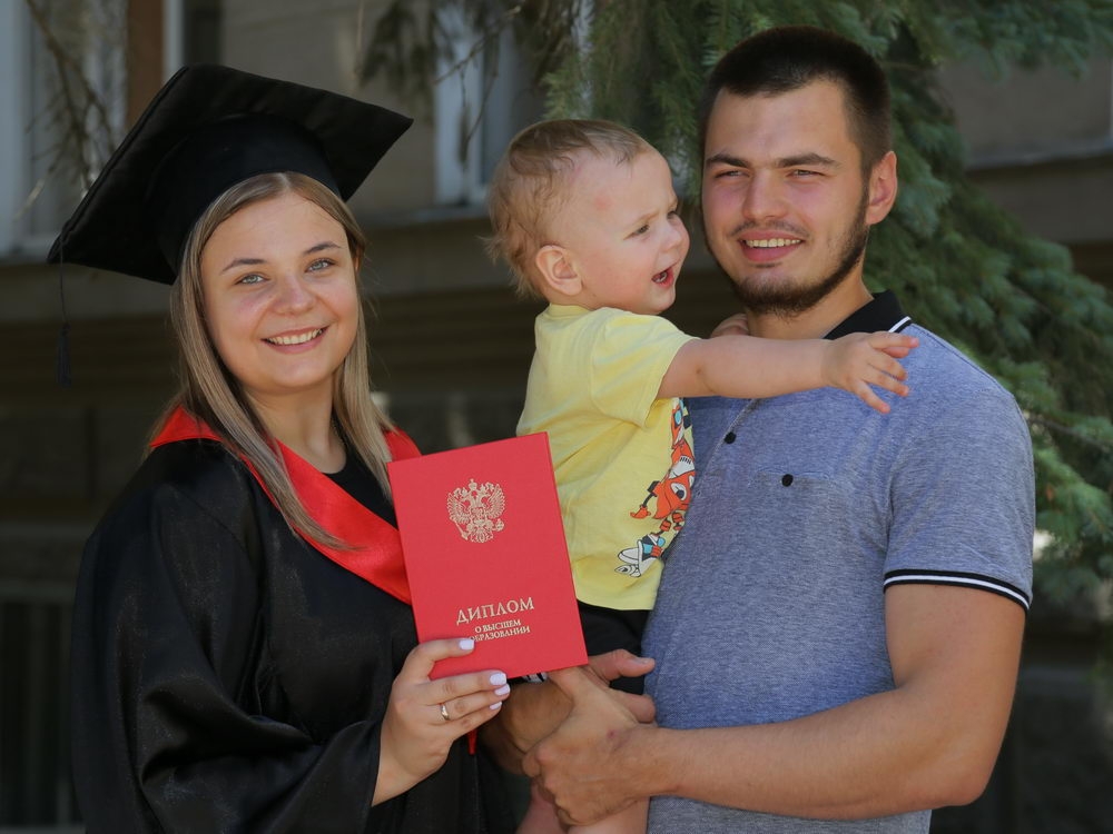 Как ПТИнцы из гнезда