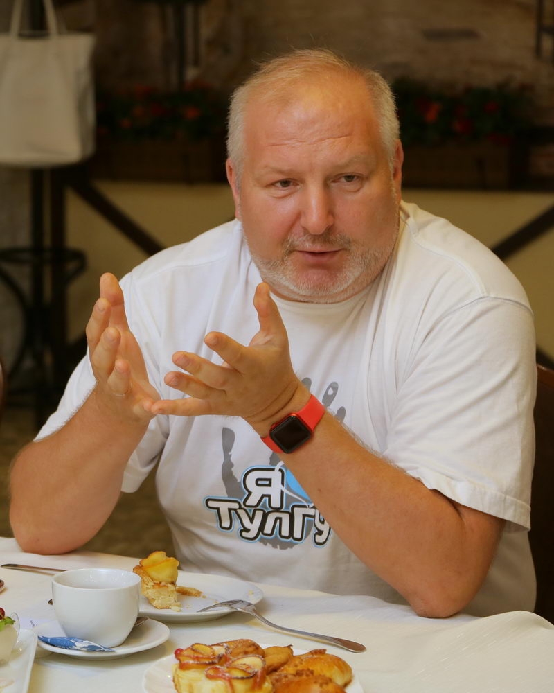 Встреча со вкусом яблочного десерта