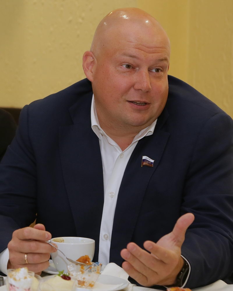 Встреча со вкусом яблочного десерта