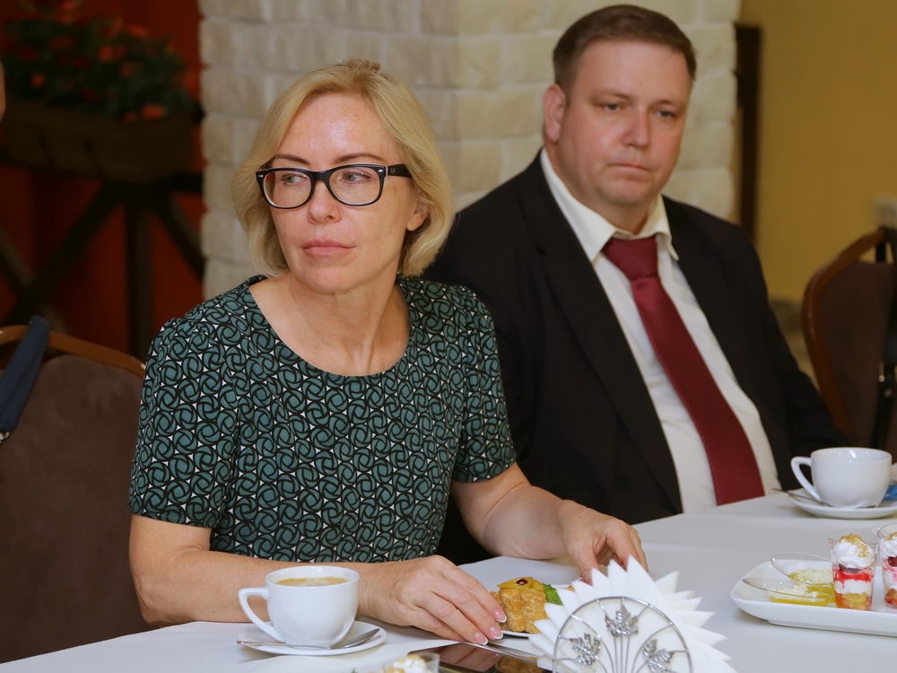 Встреча со вкусом яблочного десерта