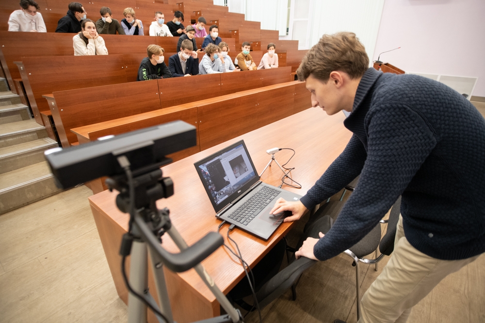  Чтобы быть на острие науки