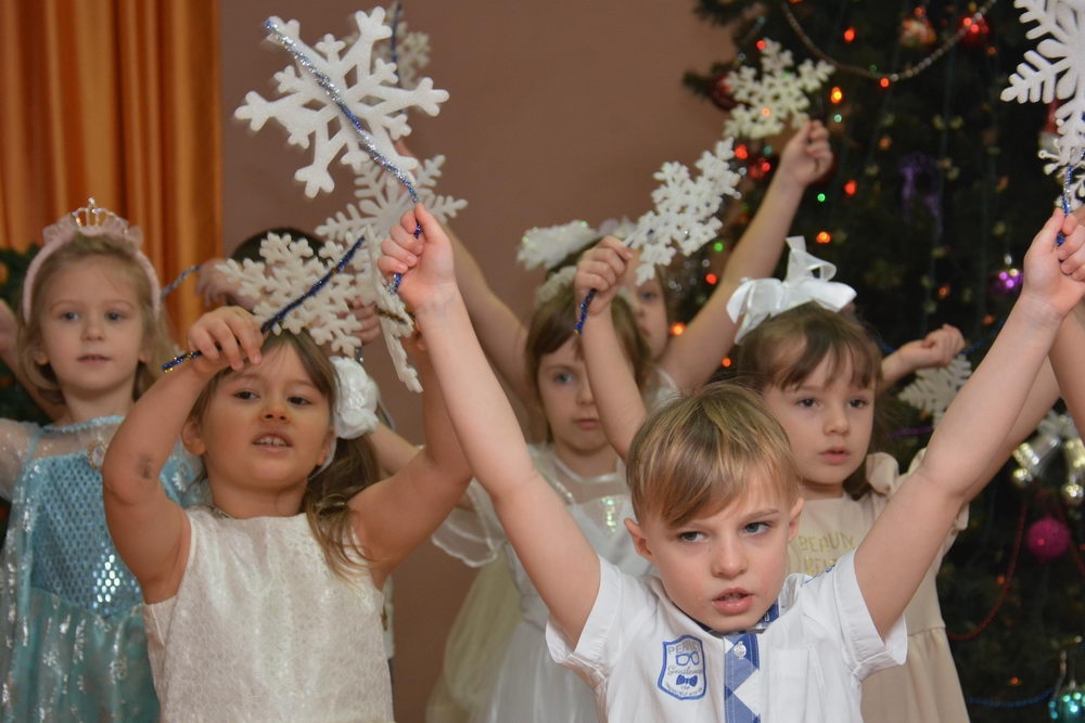 «Веселится мой народ, Колядка в гости к нам идёт»
