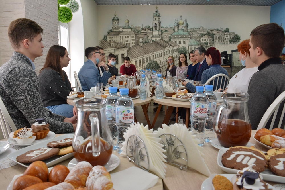 Праздничное чаепитие