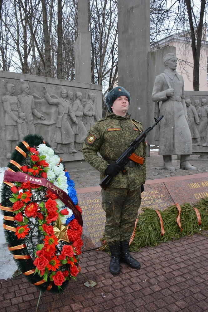 В День защитника Отечества — на лыжню
