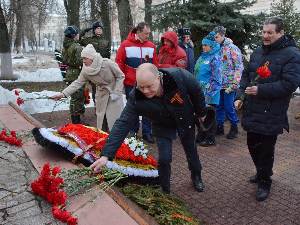 В День защитника Отечества — на лыжню