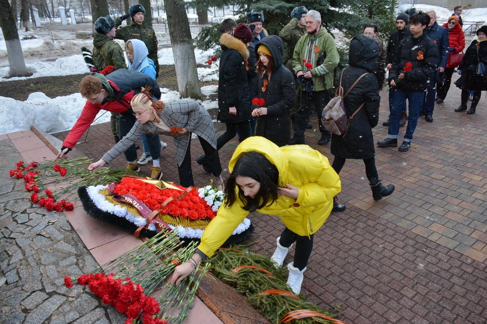 В День защитника Отечества — на лыжню