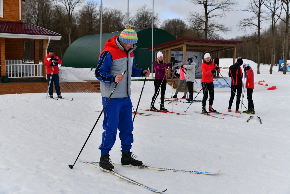 В День защитника Отечества — на лыжню