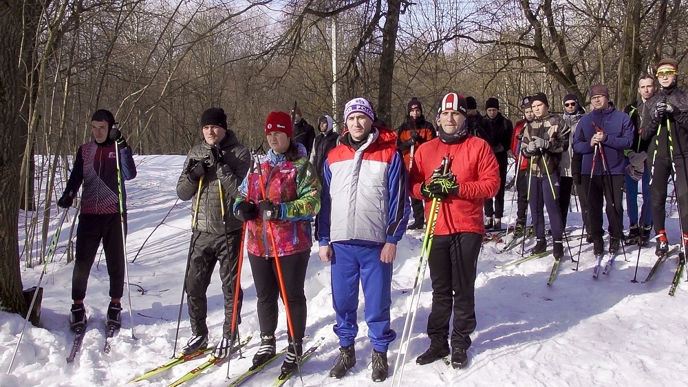 В День защитника Отечества — на лыжню