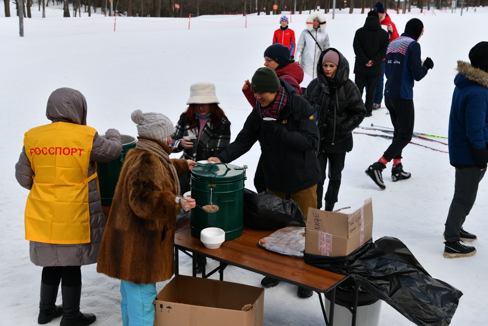 В День защитника Отечества — на лыжню