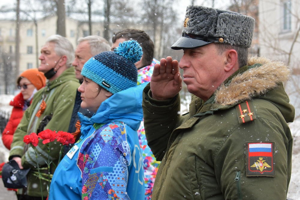 В День защитника Отечества — на лыжню