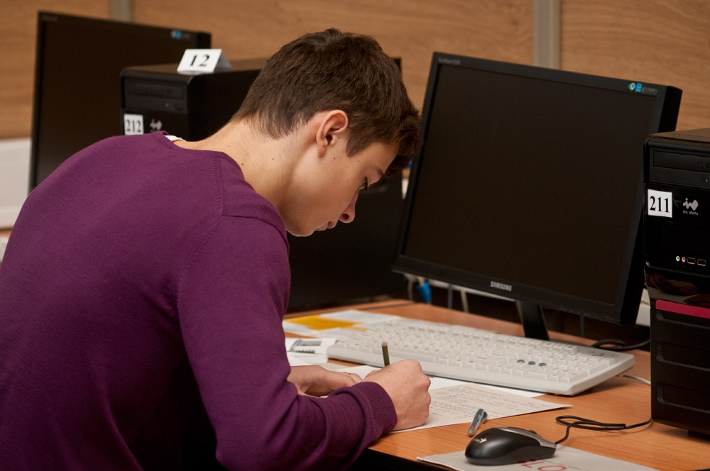 Ее Величество Математика испытывает своих героев