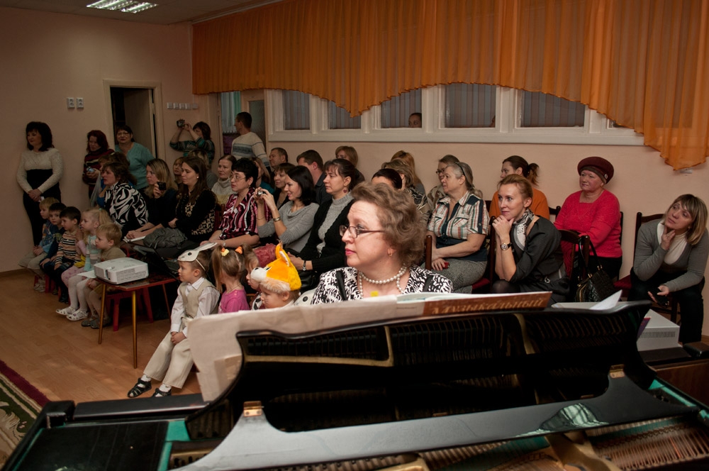 "...Добрая самая мамочка моя..."