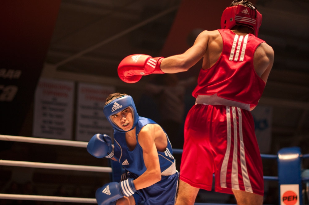 Студенты ТулГУ болеют за наших боксеров